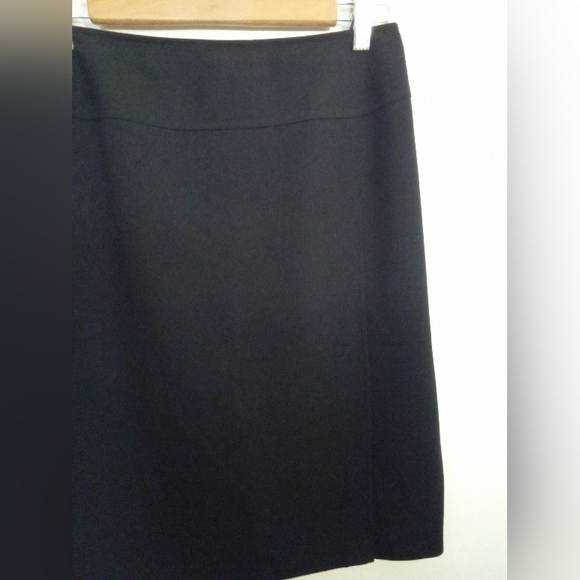 Friction Ladies Zip up Navy  Pencil Skirt - Picture 11 of 14